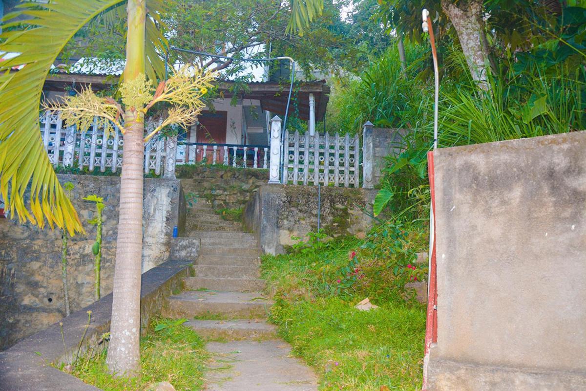 Soorya Inn Ella Buitenkant foto