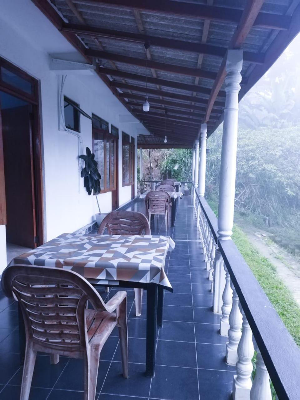 Soorya Inn Ella Buitenkant foto