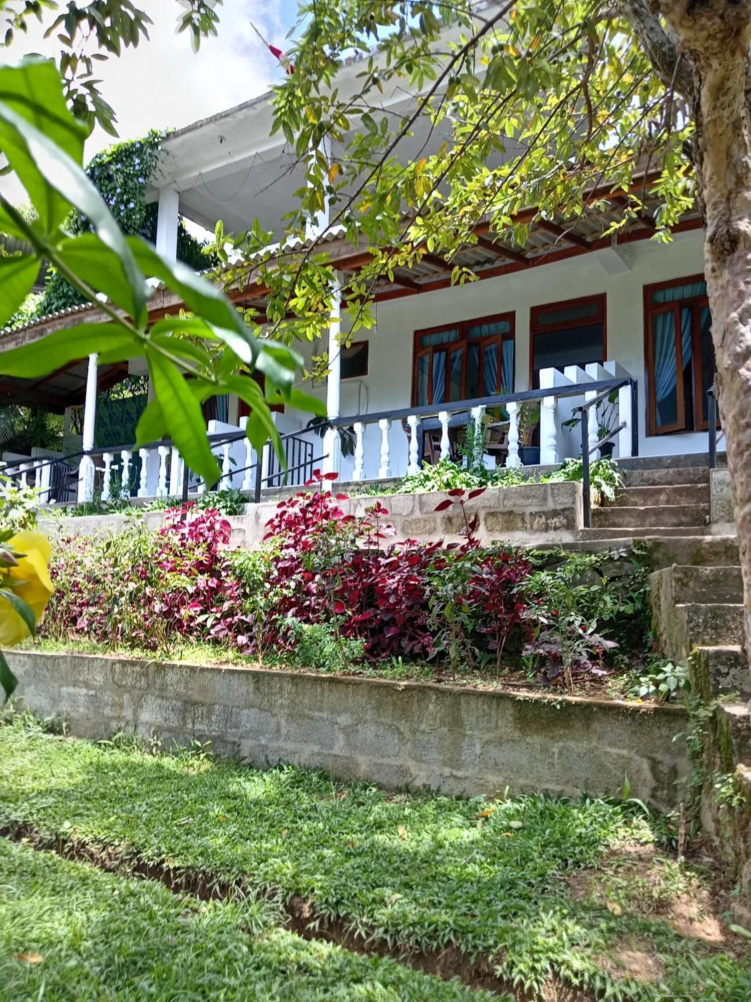 Soorya Inn Ella Buitenkant foto